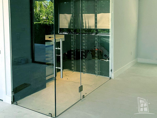Arcia Custom Glass Railings, Glass Railings and Shower Doors